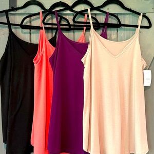 Zenana Women Front and Back
Reversible Spaghetti Strap Flowy Cami Tank Top